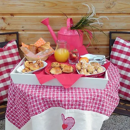 La Gourmandise فندق مبيت وإفطار Grangues